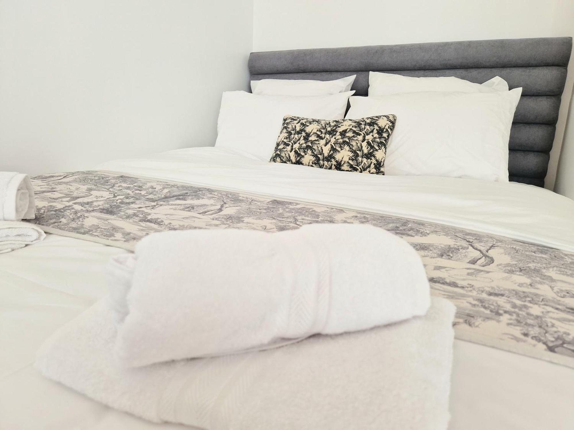 Le Rooftop Paris La Defense - Spacieux Duplex 100 M2 Terrasse * Suresnes